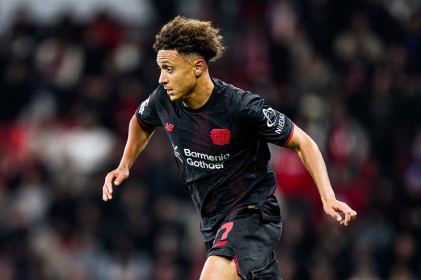 إصابة في الكاحل تُبعد إلياس بنصغير عن باير ليفركوزن لأسابيع